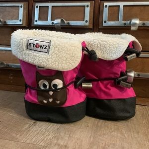 Stonz Pink Owl Boots with Liners Size Small 0-9 Months